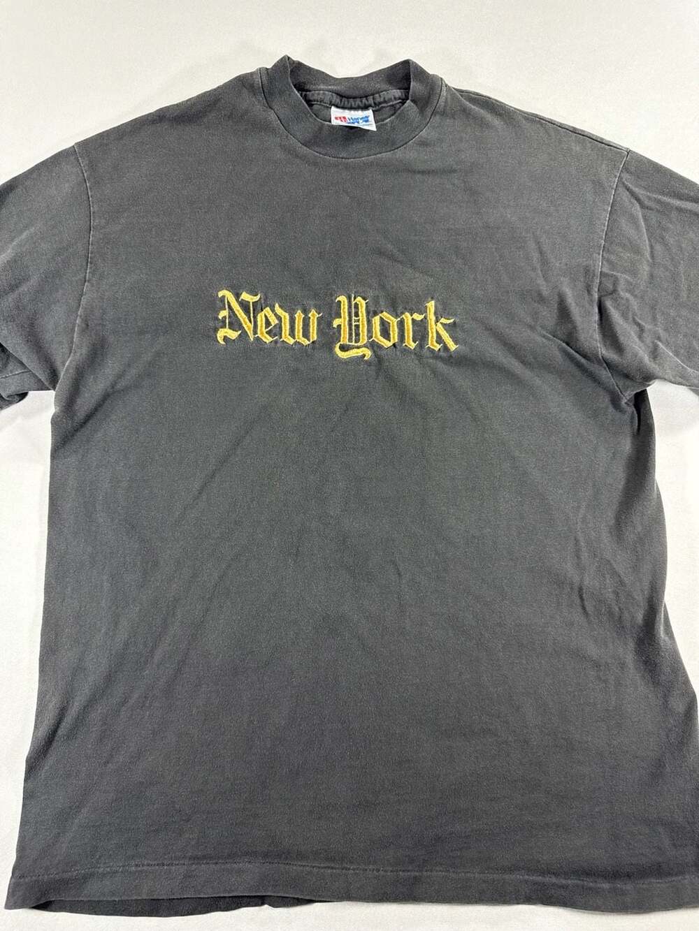 Vintage 90s Hanes Beefy-T New York Embroidered Lettering Single Stitch Black T-S